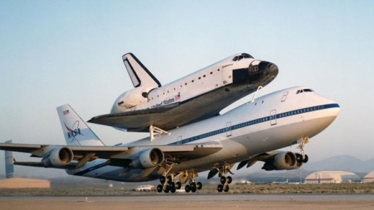 Virgin presses 747 jumbos into space action