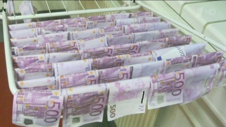 Վիեննայի բնակիչը Դանուբ գետից 100.000 եվրո է «որսացել» (տեսանյութ)