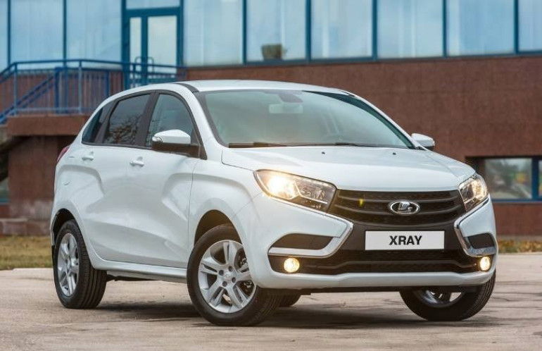 АвтоВАЗ начал серийное производство нового автомобиля Lada Xray