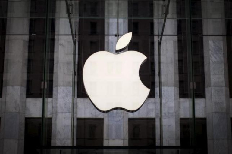 Apple to launch Apple Pay in China, take on Alibaba, Tencent