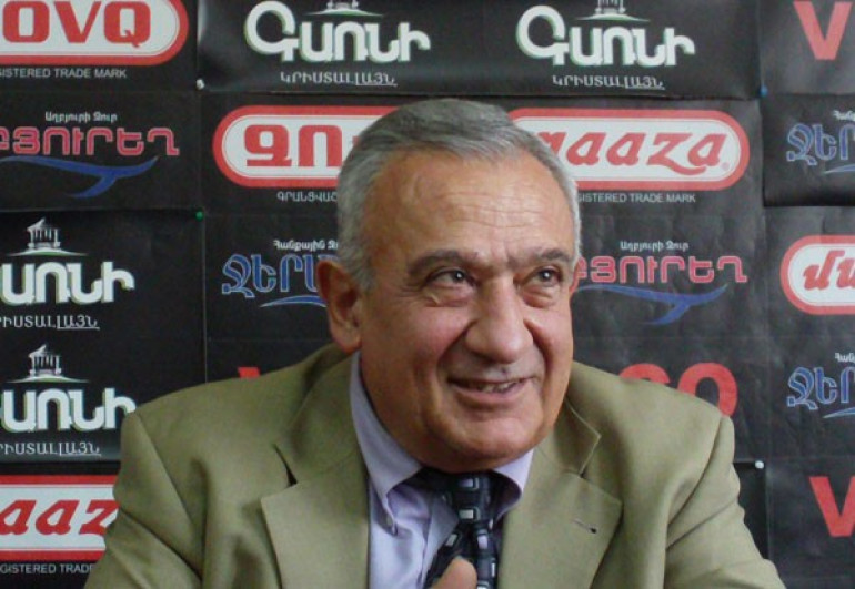 Ուրիշի դդմի տոնը կարևորում ենք, սակայն լավ բաներին արհամարհանքով ենք նայում. գրականագետը՝ ամանորյա գնումների մասին