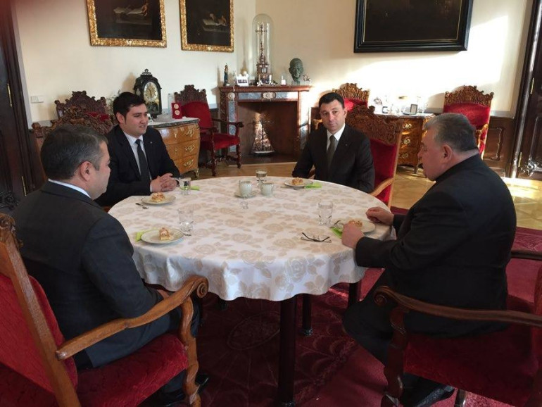 ԱԺ փոխնախագահ Էդուարդ Շարմազանովը հանդիպել է Չեխիայի Կաթոլիկ եկեղեցու առաջնորդի հետ