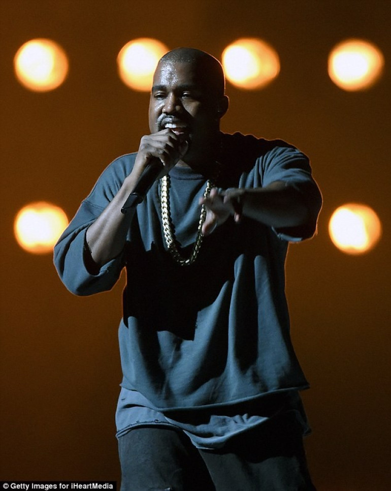 David Bowie fans sign petition to stop Kanye West recording rumoured covers album
