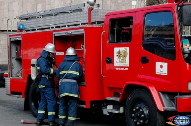 Երևանի Նալբանդյան-Սայաթ-Նովա փողոցների խաչմերուկում հրդեհ է բռնկվել