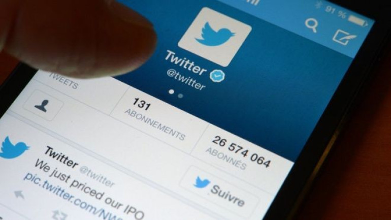 Twitter shares fall on faltering user growth