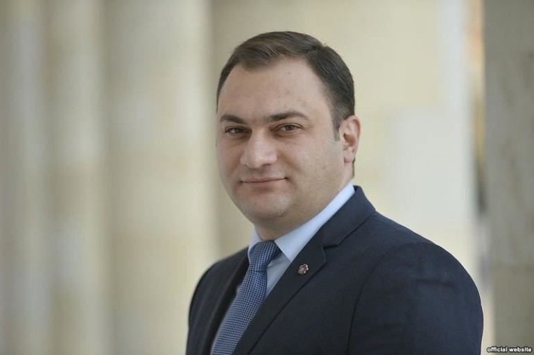 Նախագահը կխոսի ոչ թե ՀՅԴ-ի հետ համագործակցության, այլ Սահմանադրության փոփոխությունների կենսագործման մասին. Վլադիմիր Հակոբյան