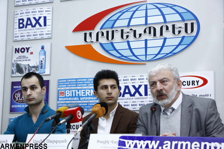 Փետրվարի 19-ի՝ գիրք նվիրելու շարժումը դարձավ համազգային. Խաչիկ Վարդանյան