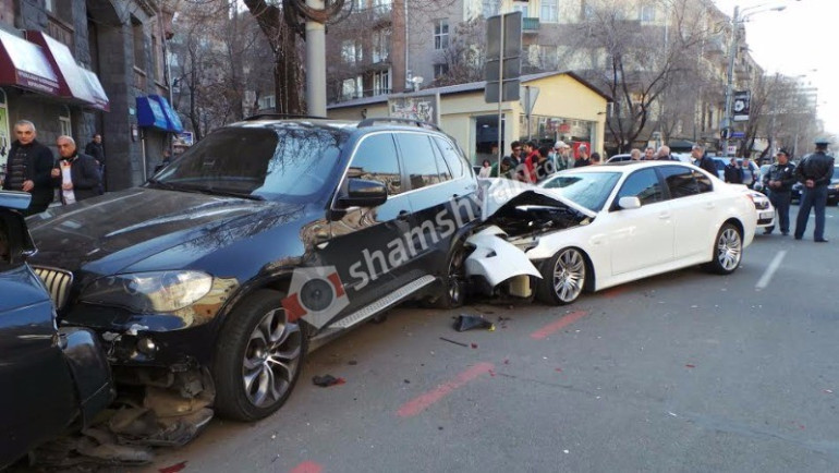 Շղթայական ավտովթար Երևանում. կա տուժած