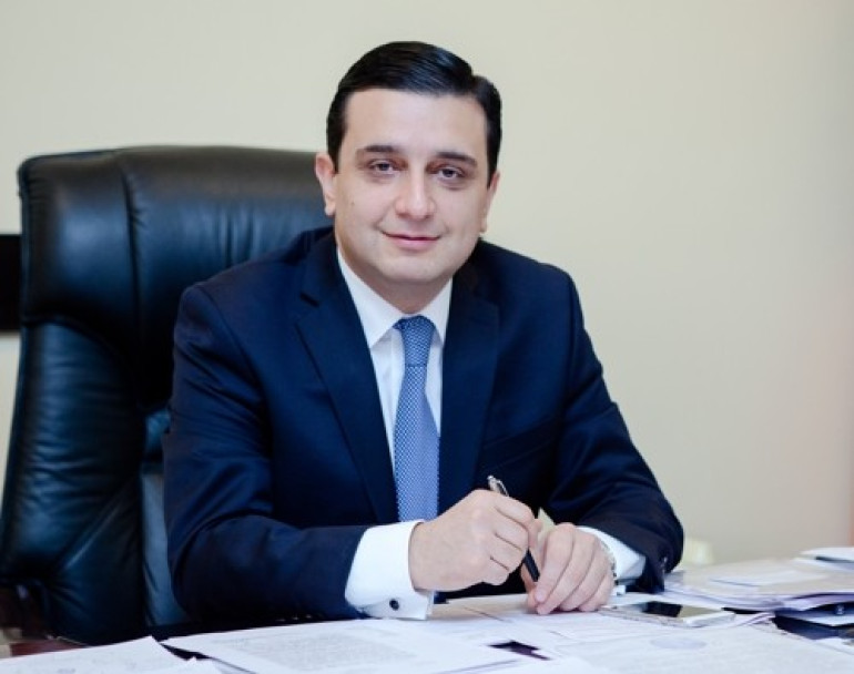 Բրիտանական երգիծական ամսագիրը 4-ամյա երեխային գլխատած դայակի ծաղրանկարն է հրապարակել