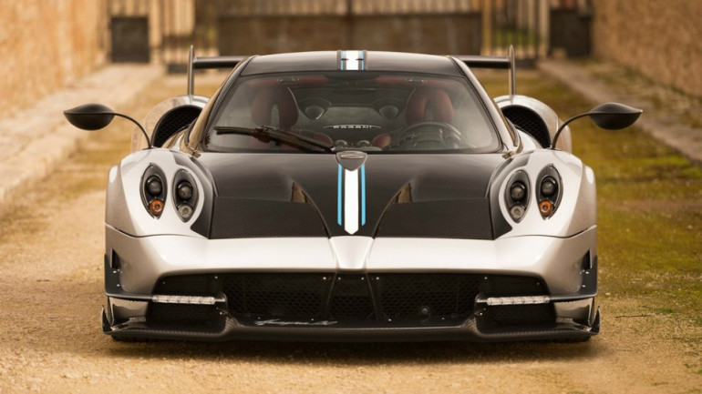 В Pagani назвали дату дебюта открытого суперкара Huayra