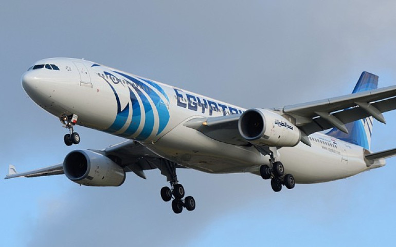 Տեղեկություններ կան, որ EgyptAir-ի առևանգված ինքնաթիռում ռումբ կա