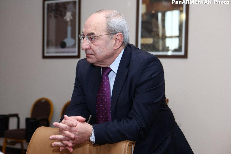 Պետք չէ ակնկալել Ռուսաստանից ավելին, քան ինքը կարող է տալ. Վազգեն Մանուկյան (տեսանյութ)