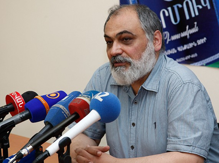 Belarus’ policy to Russia, Armenian inconsistent – expert