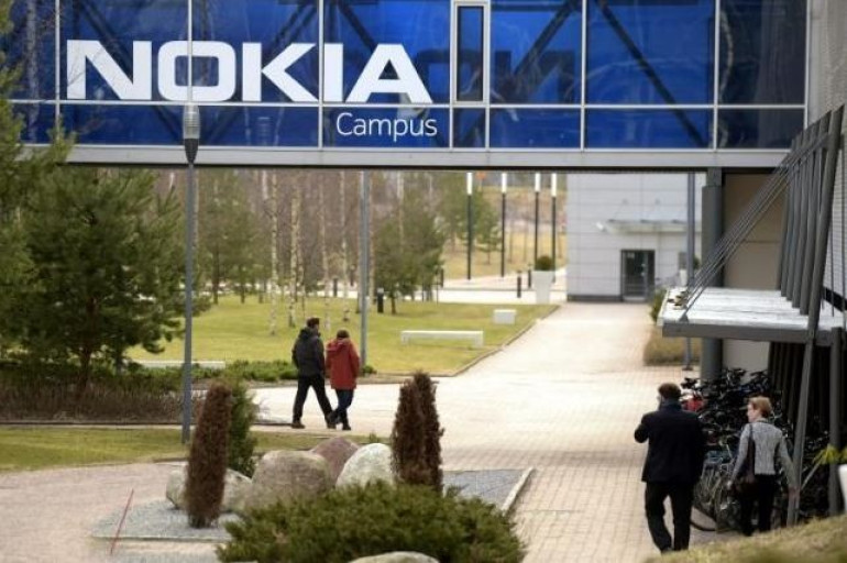 Убыток Nokia в 1-м квартале составил €613 млн против €169 млн прибыли годом ранее