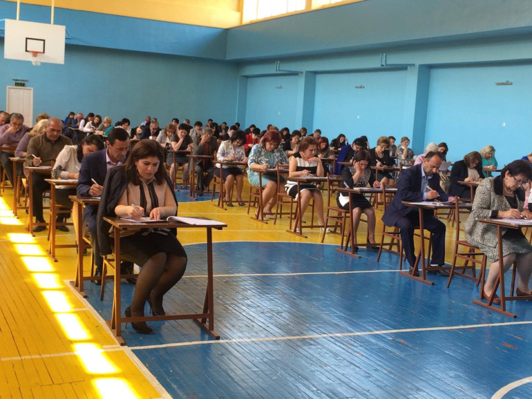 Դպրոցների 116 տնօրեն այսօր մասնակցում է հավաստագրի քննություններին