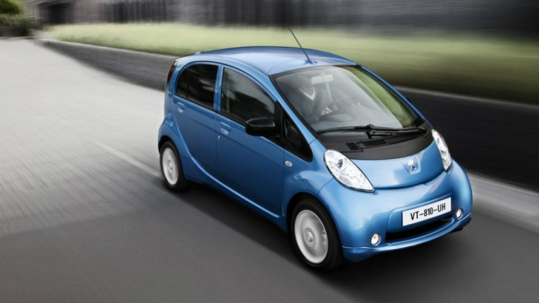 Peugeot и Citroen начали разработку глобальных электрокаров