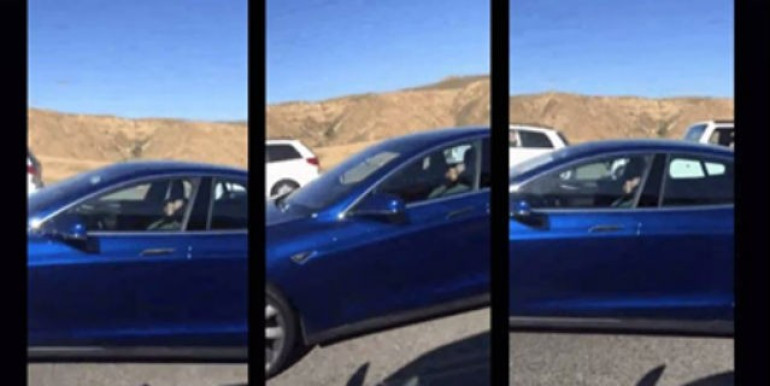 ԱՄՆ-ում Tesla-ի վարորդին ֆիքսել են ղեկին քնած (տեսանյութ)