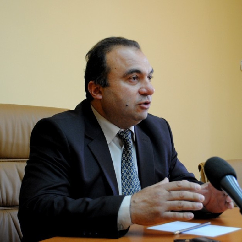 Միայն Սամվել Բաբայանը չէ, ԼՂՀ–ից դուրս եկած բոլոր պաշտոնյաները, պետք է վերադառնան Արցախ` ապրելու. Վահան Բադասյան