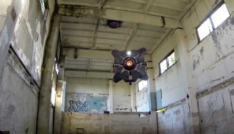 Ռուսաստանցին կառուցել է Half-Life 2 վիդեոխաղի ոստիկանական անօդաչուի իրական տարբերակը (տեսանյութ)