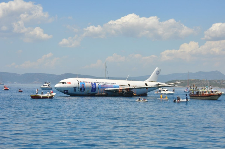 Թուրքիայում Airbus A300  օդանավ են խորտակել զբոսաշրջիկներին գրավելու համար (լուսանկարներ)