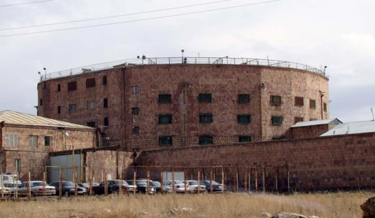 Իրականությանը չի համապատասխանում. Գոռ Ղլեչյանը «Նուբարաշեն» ՔԿՀ-ի կալանավորներին սովի մատնելու լուրի մասին