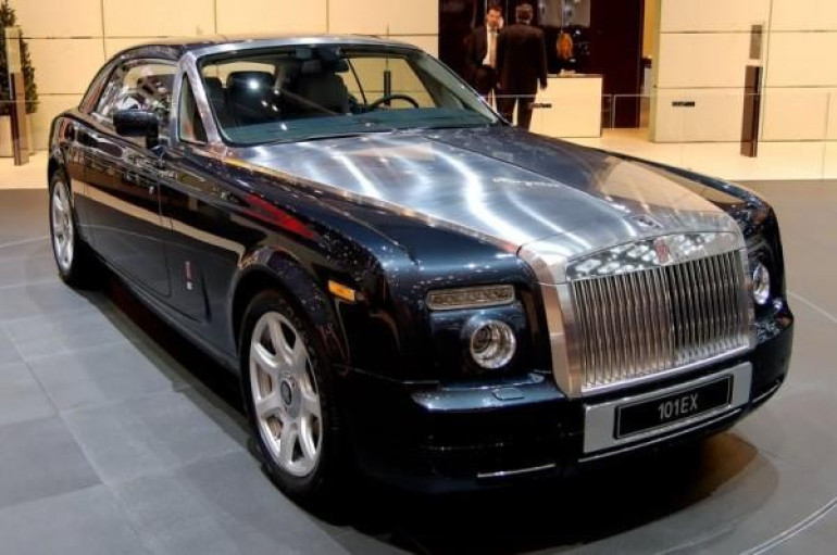 Rolls-Royce-ը հանրությանը ներկայացրել է նոր Phantom-ը