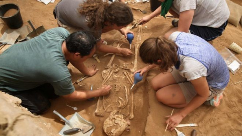 Researchers make 'first discovery' of Philistine cemetery