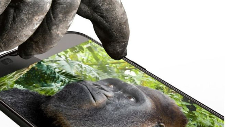 New Gorilla Glass helps prevent phone smashes