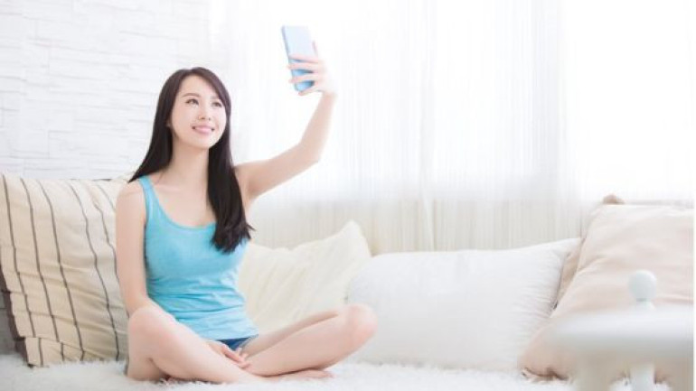 China launches mobile telecom satellite