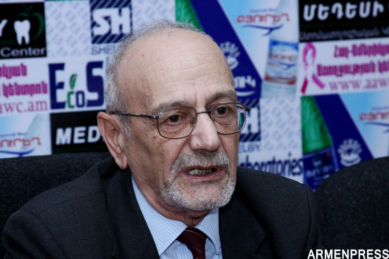 Ռինգո Սթարը «բիթլզներից» առաջինն է ծոռ ունեցել