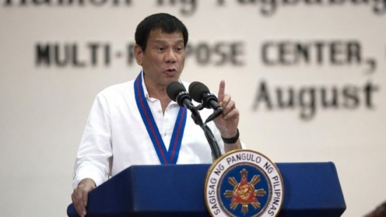 Philippines' Rodrigo Duterte threatens to leave UN