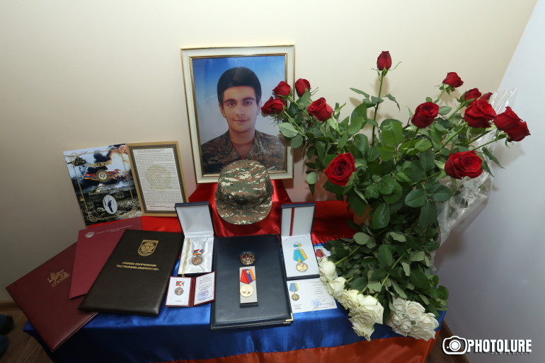 «Ադամ Սահակյան, ներկա». թիվ 114 դպրոցում բացվեց քառօրյա պատերազմի ընթացքում զոհված Ադամ Սահակյանի անվան դասասենյակ