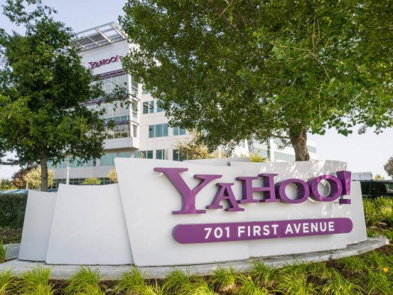Attack on Yahoo hits 500 million users