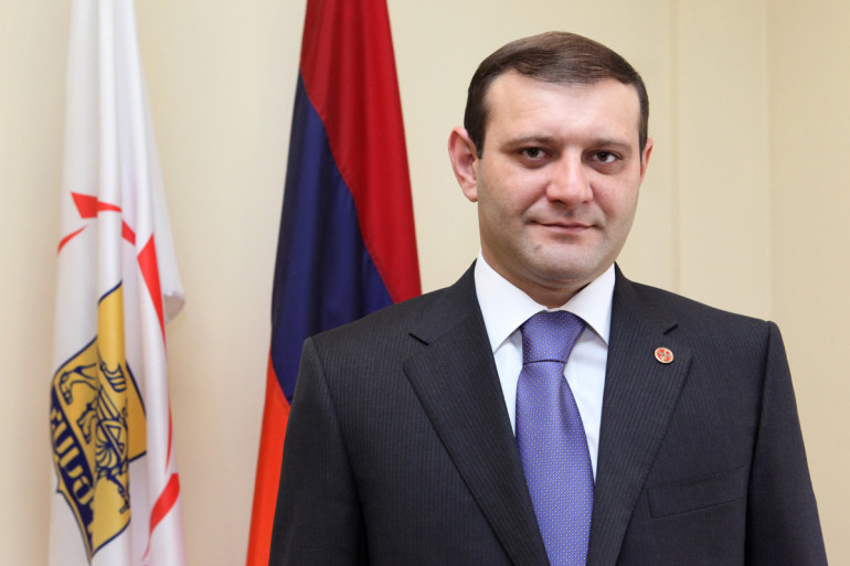 Իմ ապագան տեսնում եմ շատ հարթ, Երևանի քաղաքապետի պաշտոնն ընտրովի է. Տարոն Մարգարյան Իմ ապագան տեսնում եմ շատ հարթ, Երևանի քաղաքապետի պաշտոնն ընտրովի է. Տարոն Մարգարյան