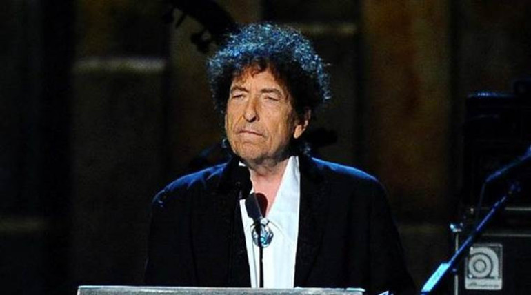 Bob Dylan: 'No word' from singer on Nobel Prize for Literature