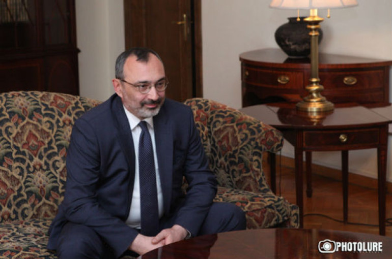 Կարծում եմ, որ դա շատ վտանգավոր ազդանշան է. Կարեն Միրզոյանը ադրբեջանական զինուժի դիվերսիոն ներթափանցման փորձի մասին Կարծում եմ, որ դա շատ վտանգավոր ազդանշան է. Կարեն Միրզոյանը ադրբեջանական զինուժի դիվերսիոն ներթափանցման փորձի մասին