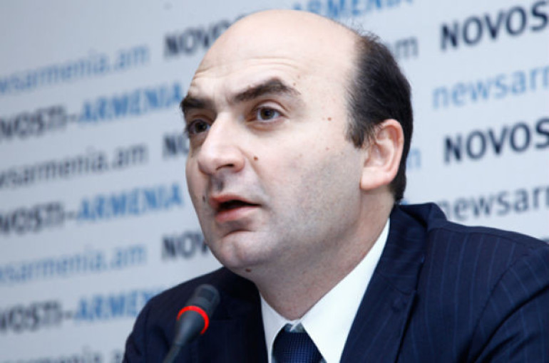 Տնօրենն ունի լիազորություն, իրեն տալիս է աշխատավարձ, սա կանոնակարգի խախտո՞ւմ է. Բ. Ենգիբարյանը Վերահսկիչ պալատի բացահայտման մասին