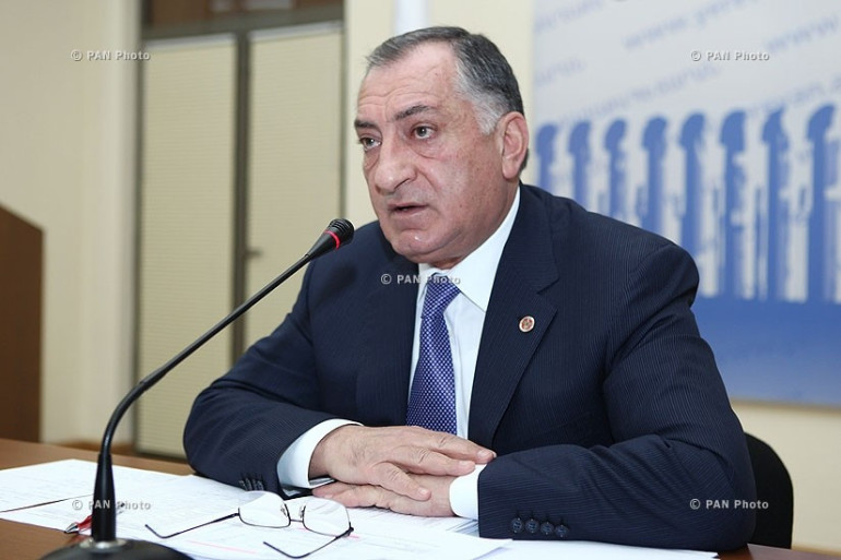 «Ով քաղաքապետարանին կմեղադրի էդ հարցով, գլուխը պատով կտա». Երևանի փոխքաղաքապետը տպարանի շենքի քանդման մասին  