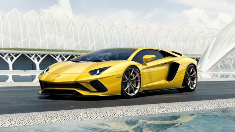 Lamborghini-ն ներկայացրել է 740 ձիաուժ հզորությամբ Aventador S-ը (լուսանկարներ)