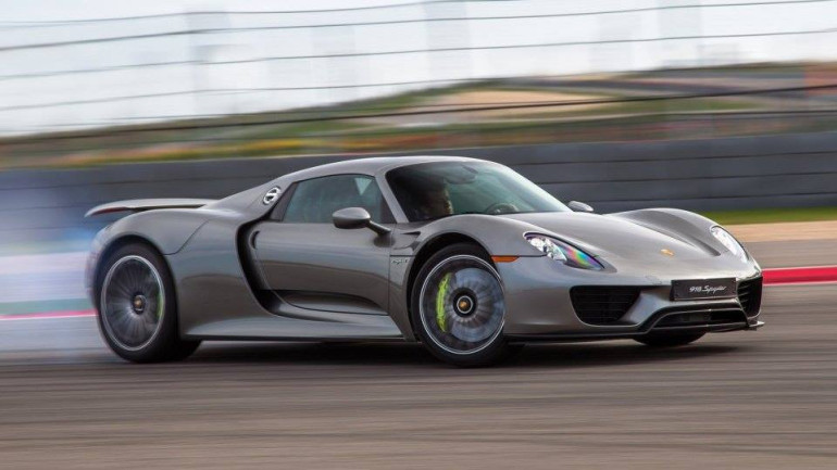 Porsche-ն վերանորոգման է ուղարկում 918 Spyder սուպերքարի թողարկված մոդելների մեկ երրորդը