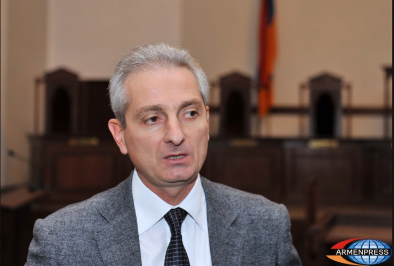 Մուսալեռի նույն շենքում, որտեղ մահացած էին գտել ընտանիքի 3 անդամներին, 46-ամյա քաղաքացու դի է հայտնաբերվել