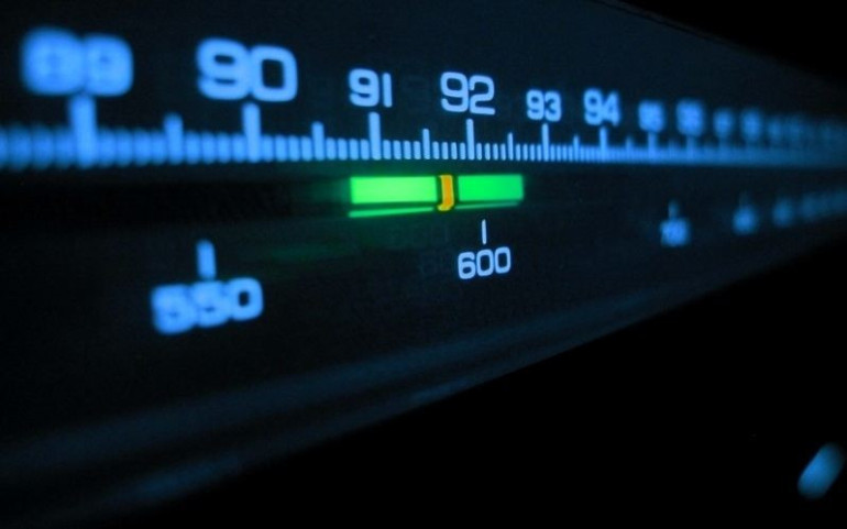 Norway will be first country to shut down FM radio in 2017
