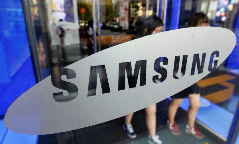 Акции Samsung дешевеют на фоне ареста главы корпорации Ли Чжэ Ёна