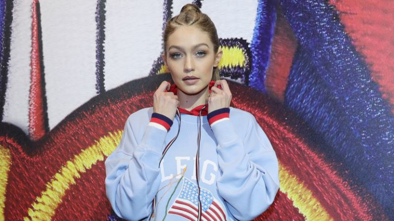 Gigi Hadid on first Vogue cover