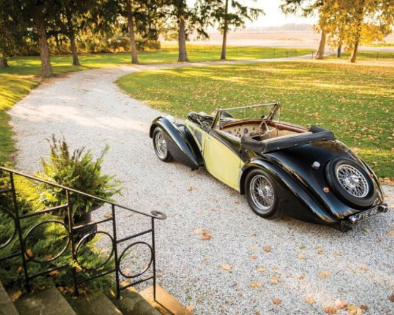 Sotheby’s աճուրդում վաճառել են 1937 թ.-ի Bugatti Type 57S