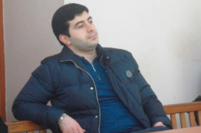 Վերնիսաժի կրակոցների գործով Կարո Կարապետյանի դատապարտված փեսան ազատ է արձակվել