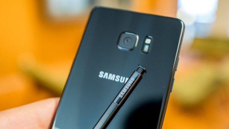 Galaxy Note 8 оснастят камерой как у топового iPhone - СМИ