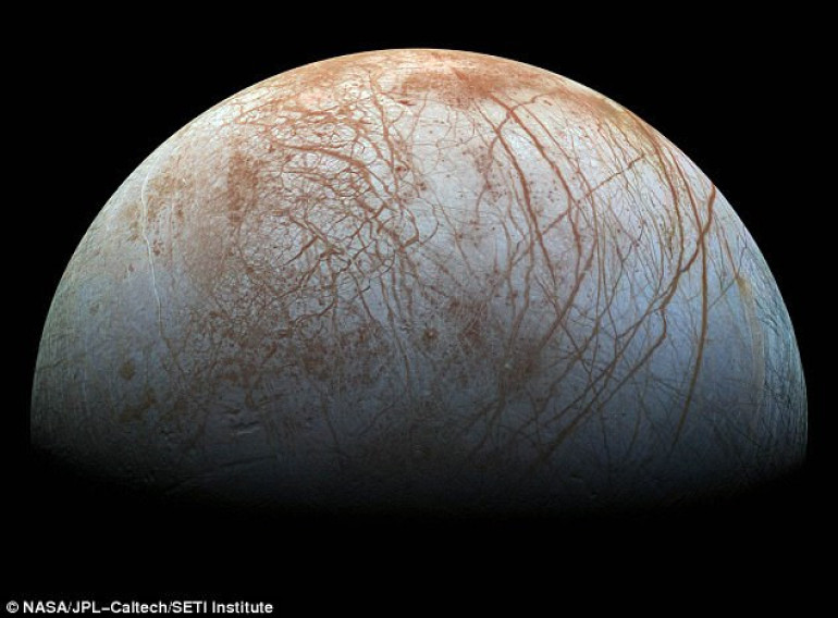 Aliens could be living closer than thought - study
