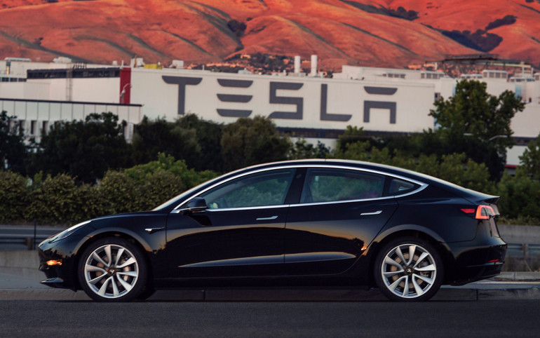 Իլոն Մասկը հրապարակել է առաջին Tesla Model 3-ի լուսանկարները (լուսանկարներ)