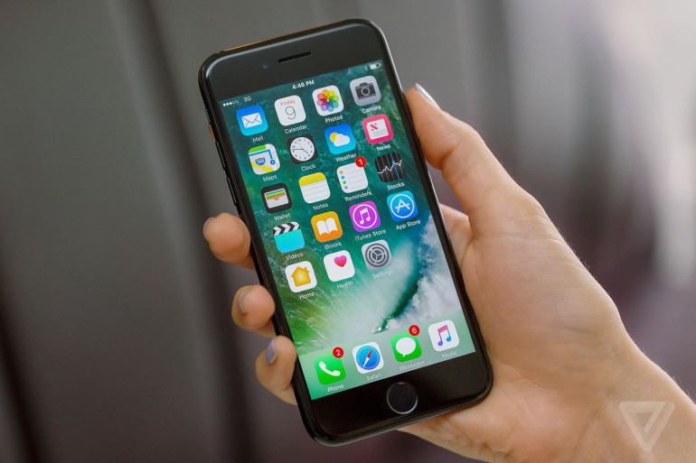 Apple permitted to test 5G internet on future iPhones

 